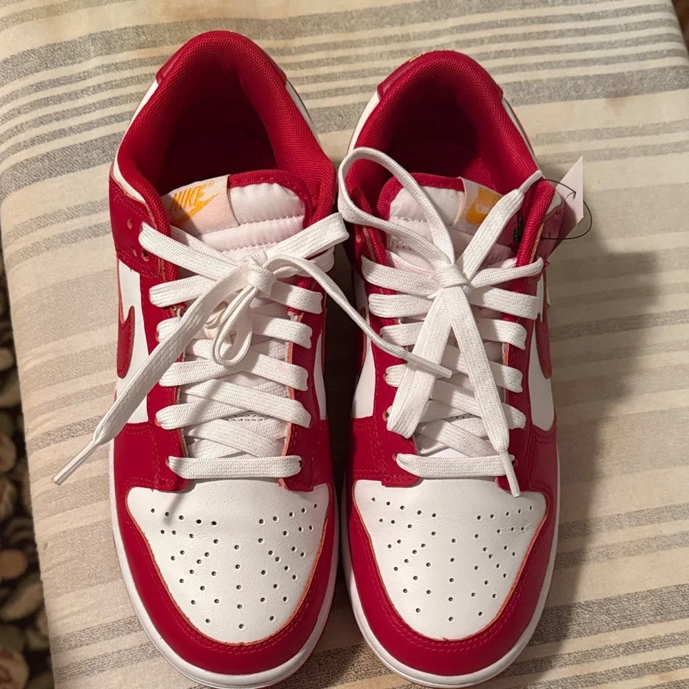 Nike Dunk Low- Size 8 - Picture 5 of 5